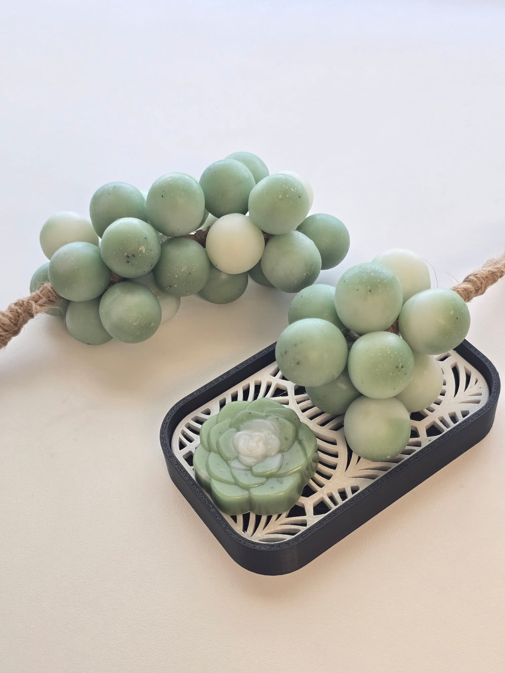 Eucalyptus Peppermint Goat Milk Soap – Handmade Grape Cluster