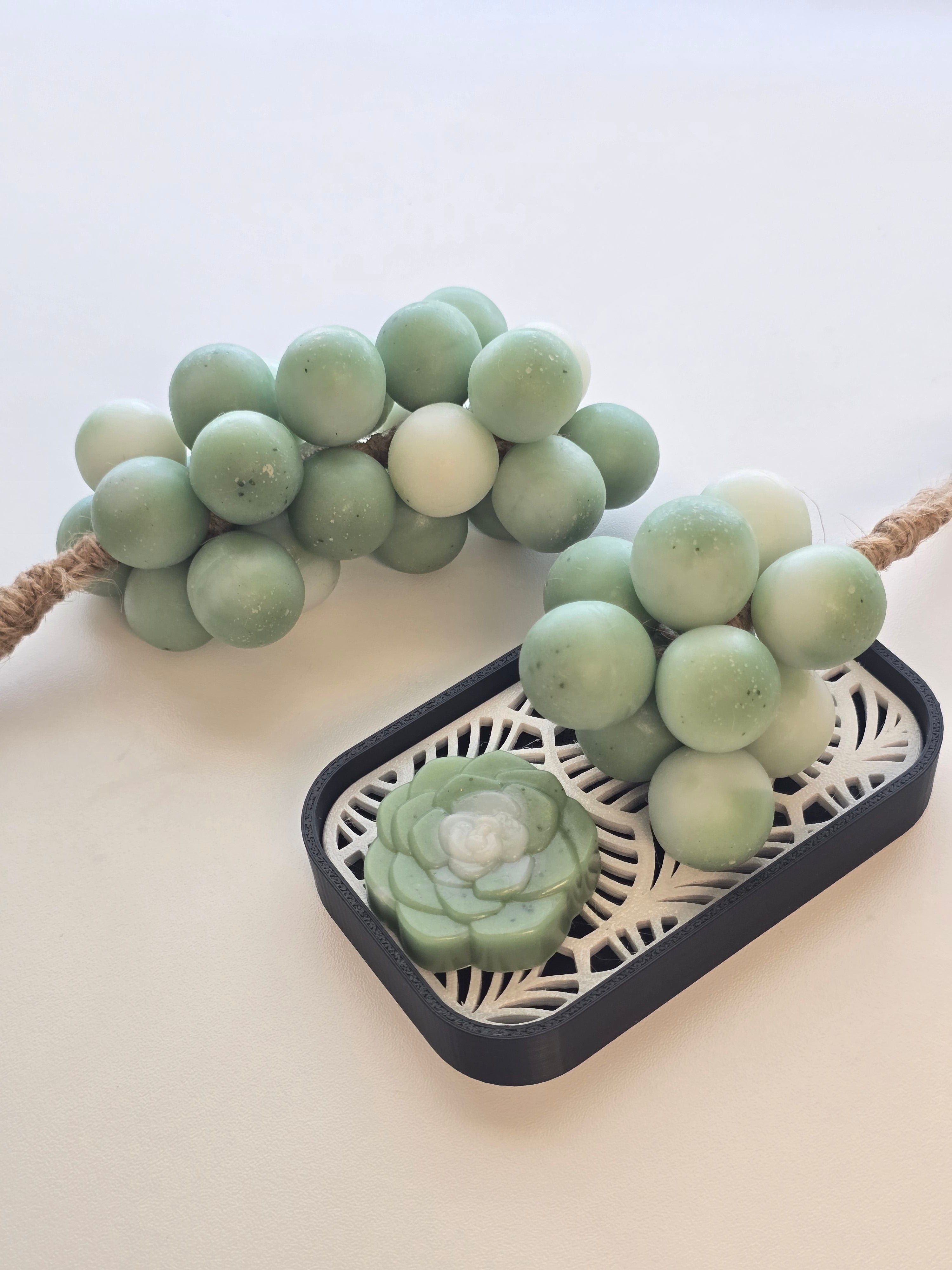 Eucalyptus Peppermint Goat Milk Soap – Handmade Grape Cluster