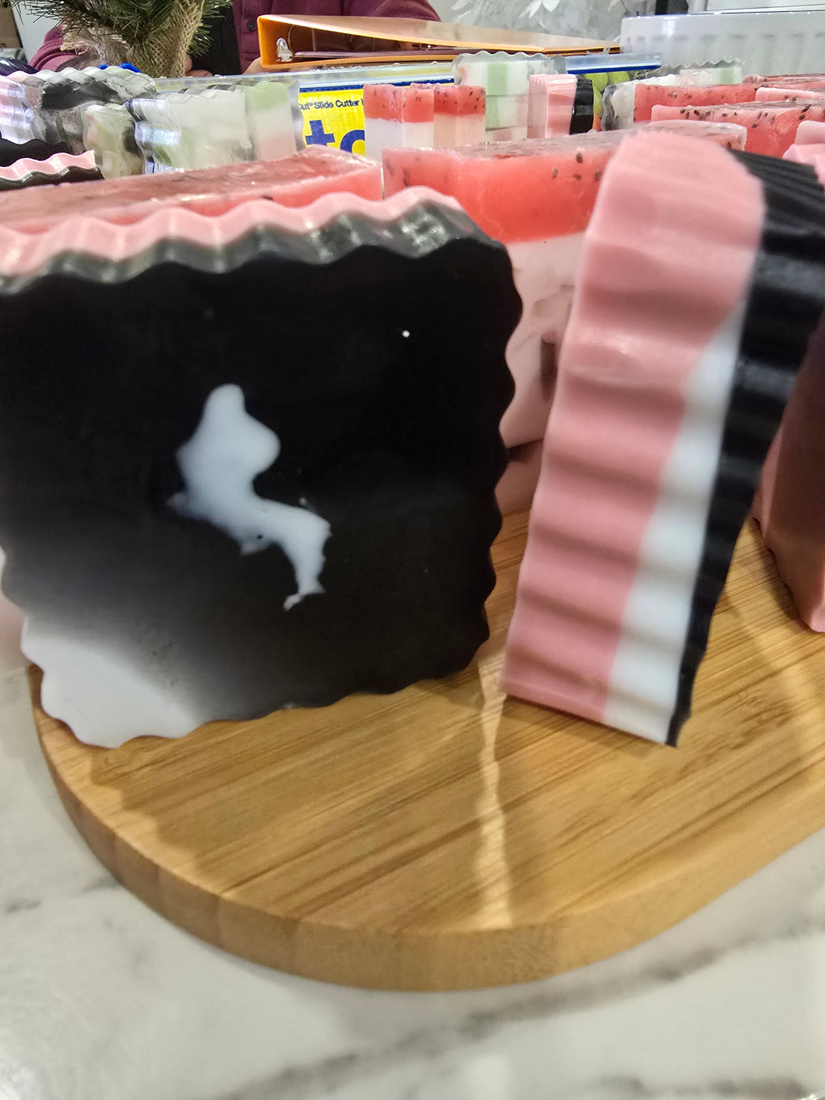 🖤 ABSTRACT CUT CHARCOAL BARS Goat Milk Soap · Limited Studio Set