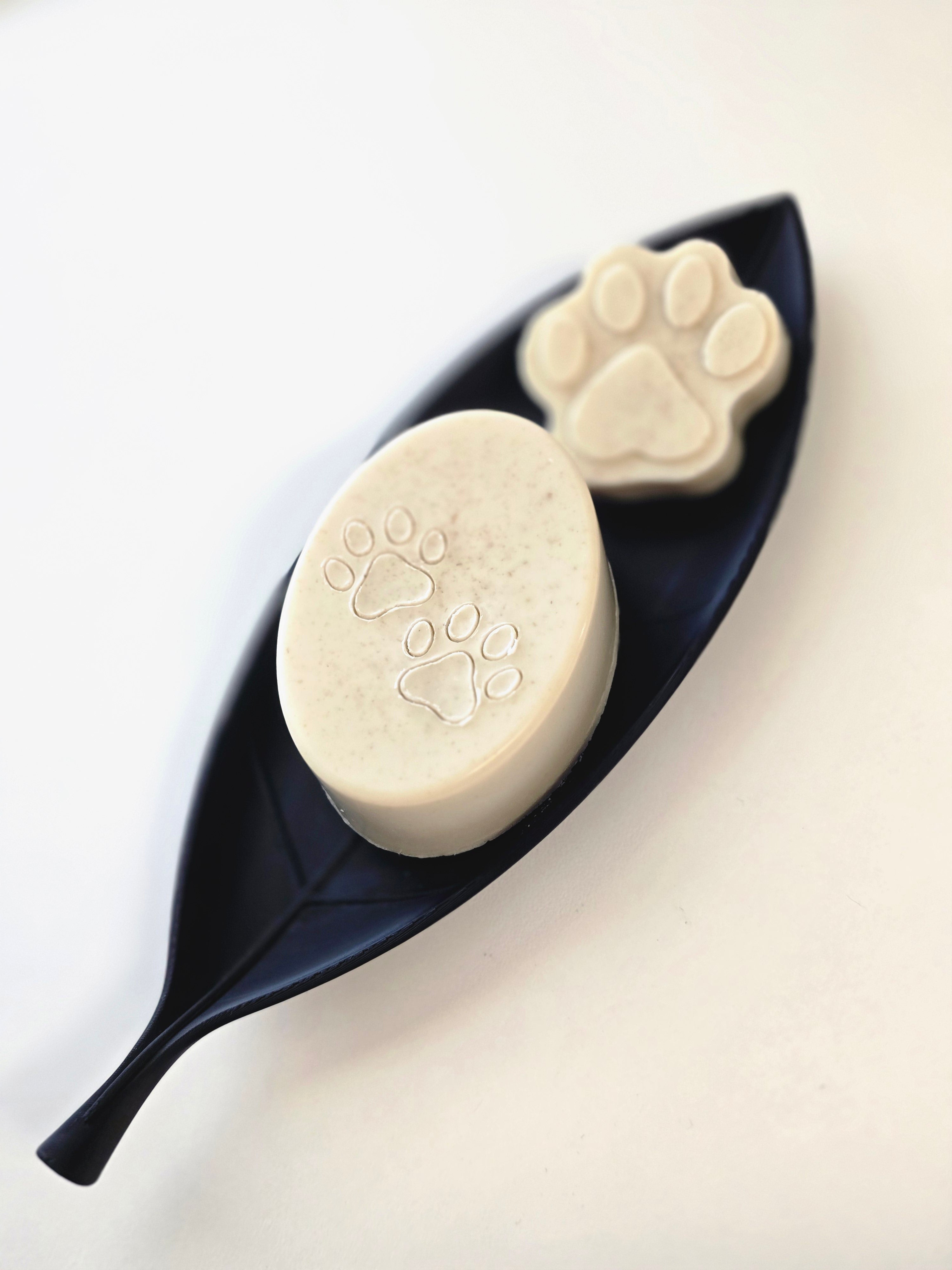 Field & Fur Neem + Oat Dog & Horse Grooming Bar Set